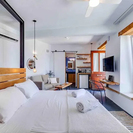 Appartement Skiff - Transformed On The Water's Edge *