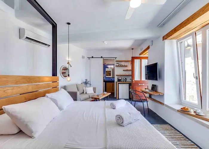 Apartament Skiff - Transformed On The Water's Edge *