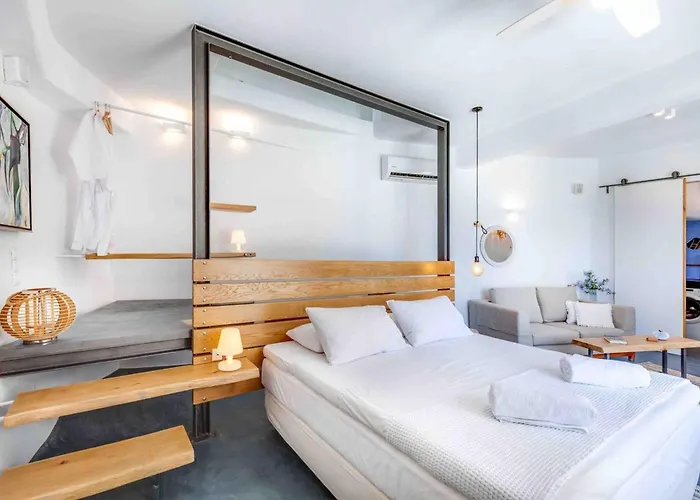 Apartment Skiff - Transformed On The Water's Edge